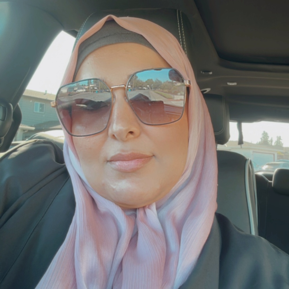 Meet your Posher, Amani